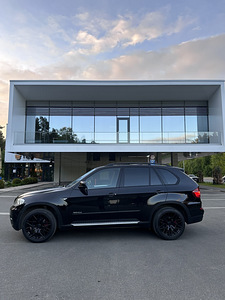 BMW X5 40D 3.0 225kW 4x4 Рестайлинг 289000км e70 2011г (3 фото из 15)