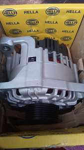 AUDI Generaator 14V- 140A ... UUS ! (1 foto / 8)