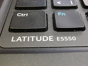 DELL Latitude E5550 , 5th Gen. vPro (8 foto / 9)