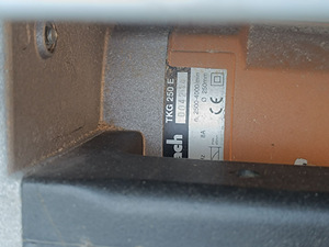 Scheppach Plate-nurksaag TKG-250 E (7 foto / 10)