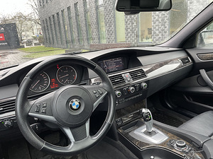 BMW 525d xdrive 2008a (8 foto / 15)