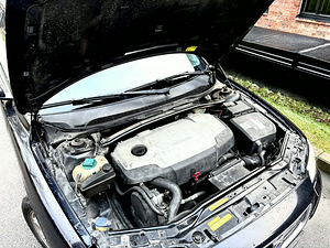 Volvo s60 Facelift 2.4 дизель АВТОМАТ (14 фото из 15)