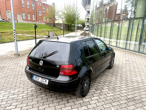 Volkswagen Golf 4 (2 foto / 15)