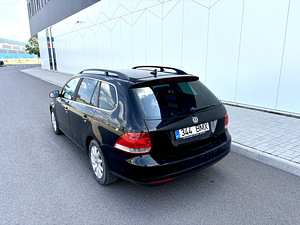Volkswagen Golf (2 foto / 15)