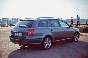 Toyota Avensis Facelift (2 foto / 13)