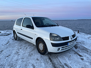RENAULT CLIO TÜ 04.2024 / DIISEL / AVARIIVABA (2 foto / 15)