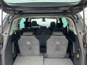 Peugeot 5008 DIISEL / AUTOMAT / PANORAMA (6 фото из 15)