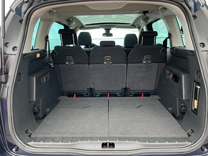 Peugeot 5008 DIISEL / AUTOMAT / PANORAMA (7 фото из 15)
