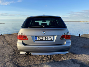 BMW 530 3.0 X-Drive 170kW / ÜV 04.2025 (8 foto / 14)