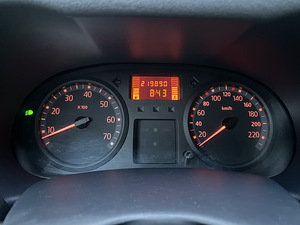 RENAULT CLIO / ÜV 06.2025 (9 foto / 15)