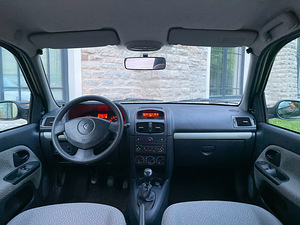 RENAULT CLIO GOLD / TÜV 10.2024 (10 foto / 14)