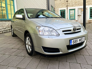 TOYOTA COROLLA FACELIFT / TÜV 11.2025 (2 foto / 15)