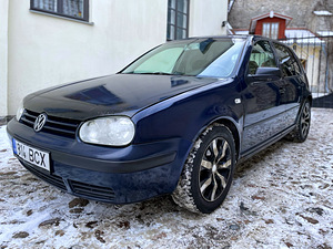 VOLKSWAGEN GOLF 4 / DIISEL / TÜV 10.2025 (1 foto / 15)