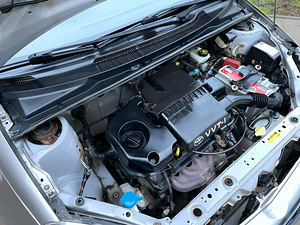 TOYOTA YARIS / BENSIIN / FACELIFT / ÜV 06.2025 (6 foto / 15)