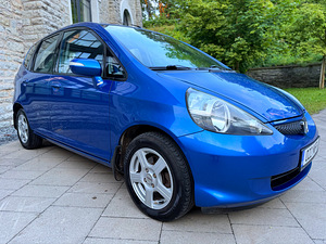 HONDA JAZZ / AUTOMAAT / AVARIIVABA / ÜV 02.2026 (2 foto / 15)