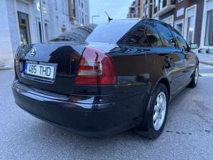 SKODA OCTAVIA / BEEŽ NAHKTUBA / AUTOMAAT / ÜV 07.2026 (3 foto / 15)
