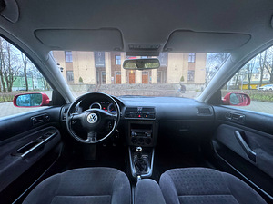 VOLKSWAGEN BORA / VELUURPOLSTER / ÜV 08.2026 (9 foto / 15)
