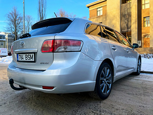 TOYOTA AVENSIS / АВТОМАТ / ТО 06.2026 (3 фото из 15)