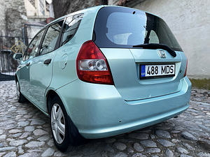 HONDA JAZZ / AUTOMAAT / AVARIIVABA / ÜV 10.2026 (4 foto / 15)