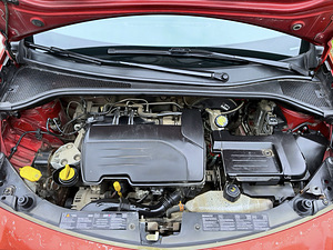 RENAULT CLIO /AVARIIVABA/ROOSTEVABA / 1 OMANIK / ÜV 05.2027 (6 foto / 15)