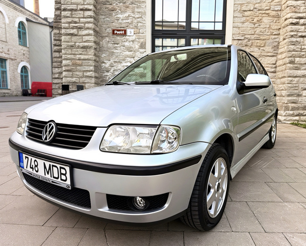 VOLKSWAGEN POLO / AUTOMAAT / TÜV 10.2026