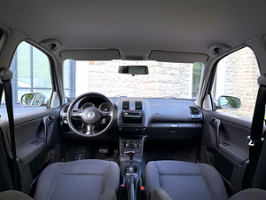 VOLKSWAGEN POLO / AUTOMAAT / TÜV 10.2026 (10 foto / 15)