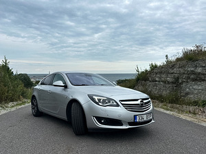 Opel Insignia 2014 143kw 4x4 (7 foto / 7)