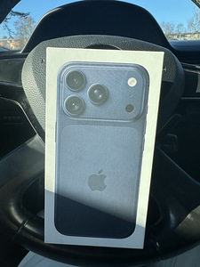 iPhone 17 Pro 1TB UUS / Avamata / Garantii 2a (2 foto / 4)