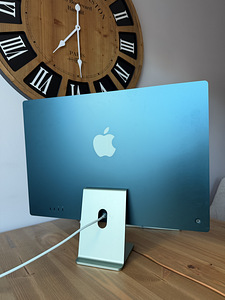 iMac M3 / 8GB / 512GB • Roheline (2 foto / 5)