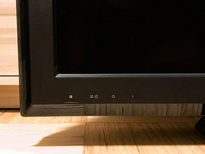 Teler Sony Bravia, 40" = 102 cm (2 foto / 9)