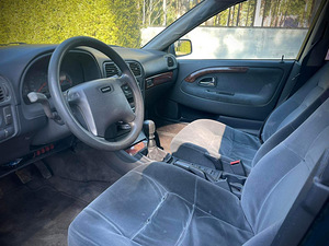 Autorent Volvo V40 (9 foto / 9)