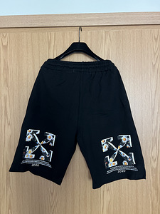 Off-White шорты XL (3 фото из 4)