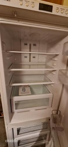 Современный холодильник Samsung NO FROST (фото #3)