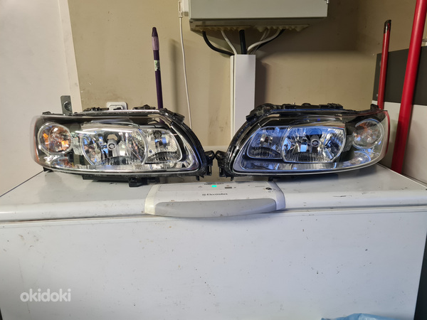 Восстановленные FL ксеноновые фары S60 / V70 / XC70 (фото #5)