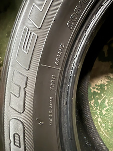 Шины Bridgestone 265/60R18 (3 фото из 4)