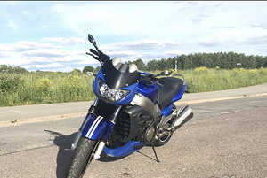 Honda x11 100kw (3 foto / 5)
