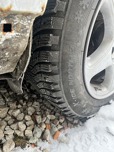 Mercedes veljed talverehvidega r16 (2 foto / 4)