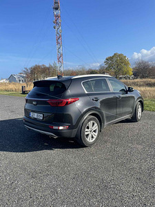 Kia Sportage (9 foto / 14)