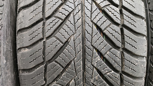 GoodYear UltraGrip Performance. 245/45 R18 RunFlat, *, MOE (2 foto / 4)