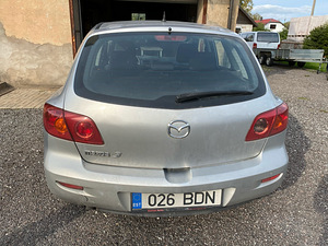 Mazda 3 на запчасти (2 фото из 3)