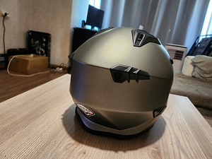Uued kiivrid 2tk XL suuruses (2 foto / 5)