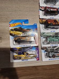 Hot wheels avatud ja avamata mudelid (9 foto / 10)