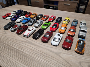 Hot wheels avatud ja avamata mudelid (10 foto / 10)