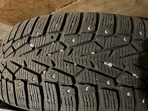 Talverehvid Nokian 205/55 R16 (2 foto / 6)