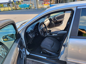 Mercedes-Benz c200 (12 foto / 14)