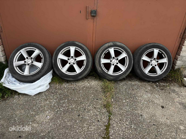 BMW 225/55/ZR17