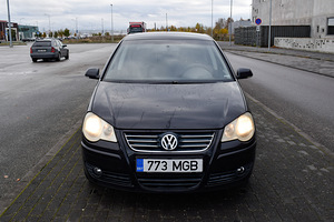 VW Polo 1.4 Бензин, Автомат (2 фото из 7)
