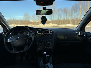 Citroen C4 1.6 88kW (7 foto / 9)