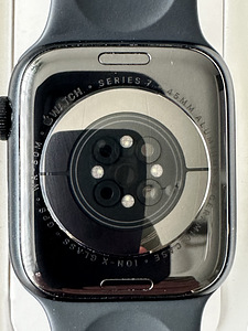 Apple Watch 7 GPS 45mm (7 foto / 7)