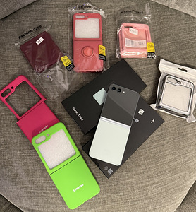 Samsung Galaxy Flip5 256GB (5 foto / 7)